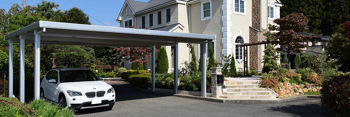 盛岡のガーデンとカーポート